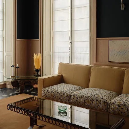 Pied A Terre Palais Royal Apartman